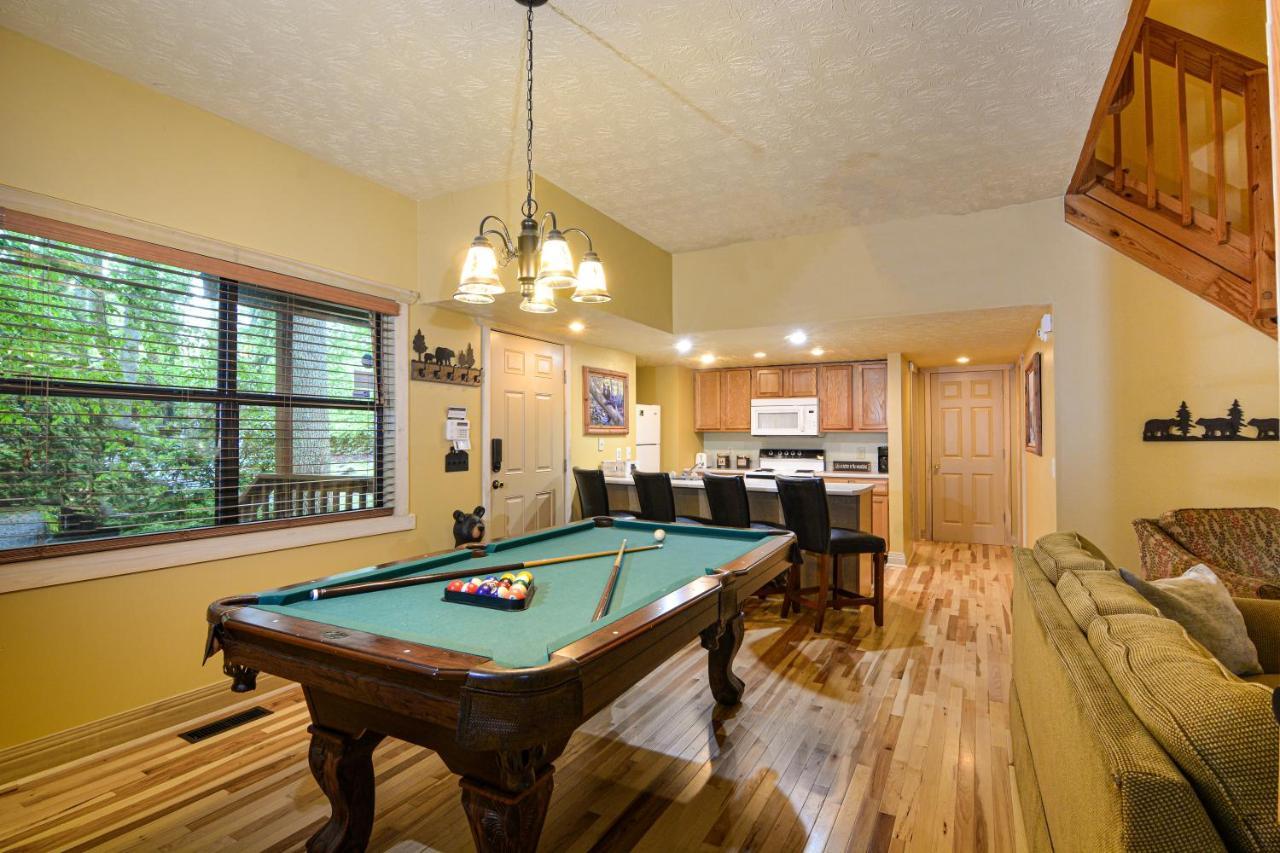 Bear Footin' On The Creek Villa Gatlinburg Exterior foto